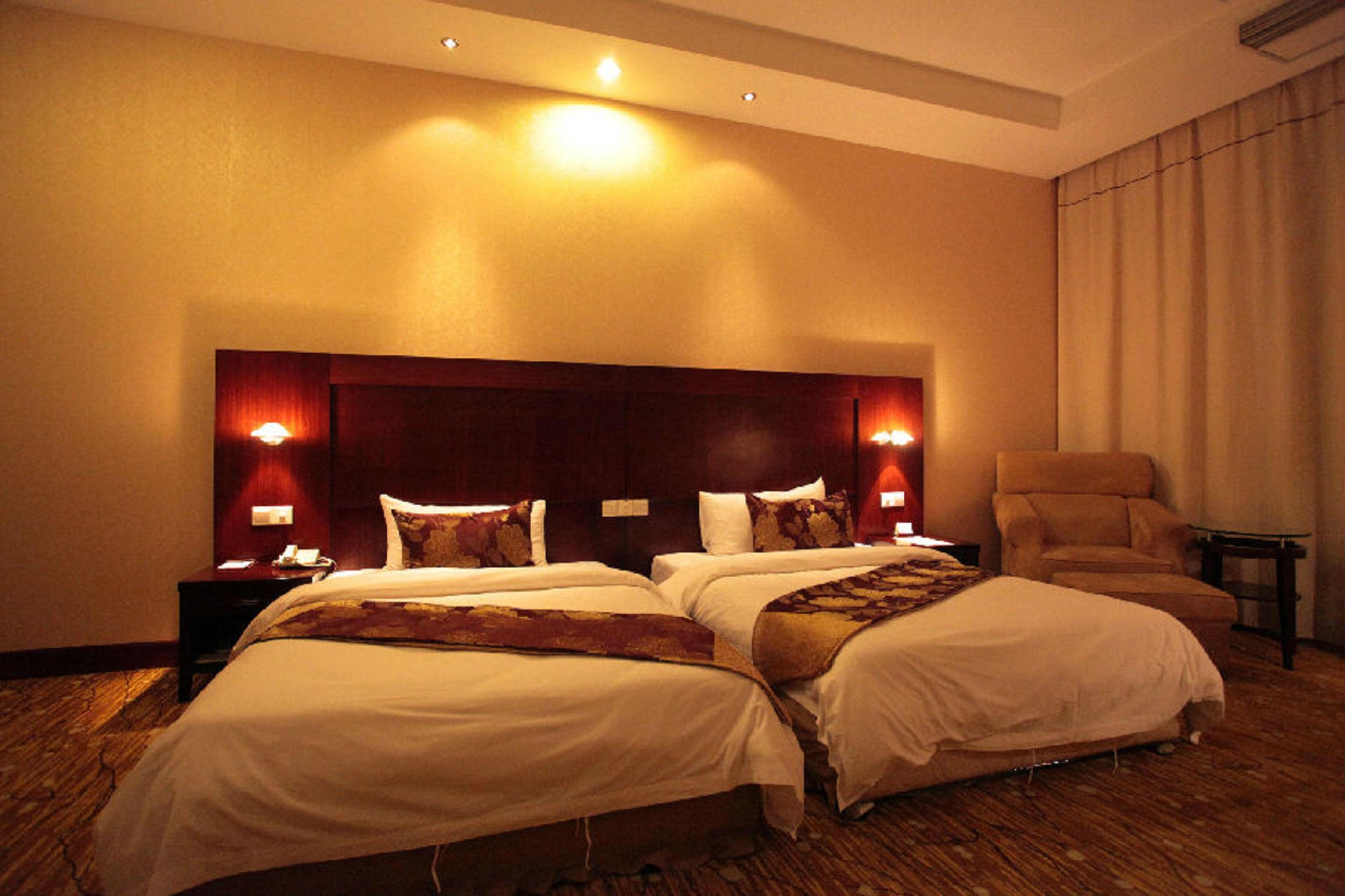 New Era Hotel Кунмин Екстериор снимка